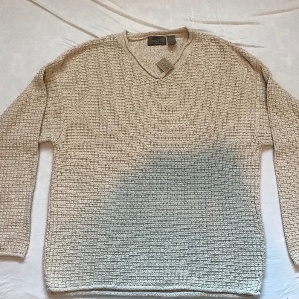 100% Silk Men’s Tan Sweater